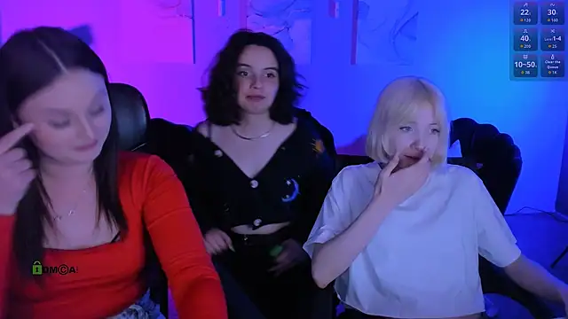 miss courtney  online show from April 2026 11:49:01 AM