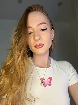 Snapshot of Little_Candy_18 chatting on July 2026 05:20:02 AM Little Candy 18 online show from July 2026 05:20:02 AM