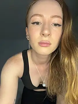 Snapshot of Little_Candy_18 chatting on July 2026 05:06:01 AM Little Candy 18 online show from July 2026 05:06:01 AM