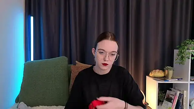 SunyLily online show from March 2026 06:38:02 AM