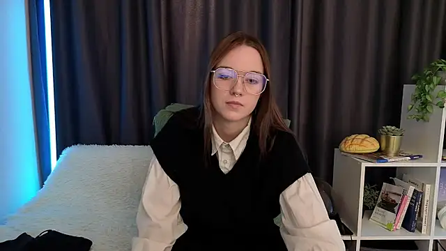 SunyLily online show from March 2026 06:25:02 AM