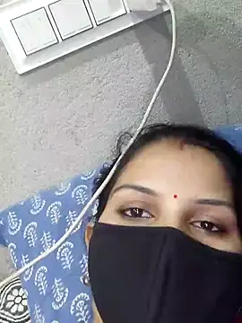 Snapshot of lovelypooja93 chatting on July 2026 01:32:01 PM lovelypooja93 online show from July 2026 01:32:01 PM