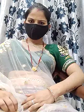 Snapshot of lovelypooja93 chatting on July 2026 03:13:02 AM lovelypooja93 online show from July 2026 03:13:02 AM