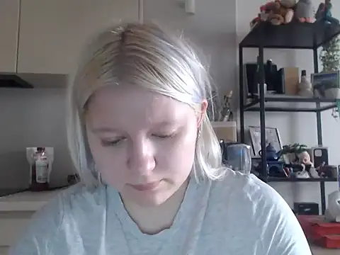 Snapshot of LenaSecret19 chatting on July 2026 05:40:02 AM LenaSecret19 online show from July 2026 05:40:02 AM