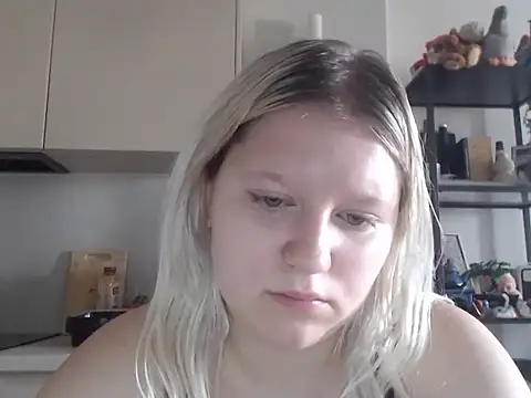 Snapshot of LenaSecret19 chatting on June 2026 05:36:02 AM LenaSecret19 online show from June 2026 05:36:02 AM