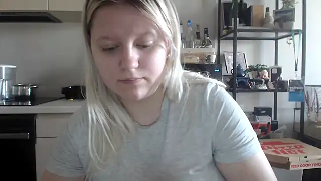 Snapshot of LenaSecret19 chatting on June 2026 07:13:02 AM LenaSecret19 online show from June 2026 07:13:02 AM