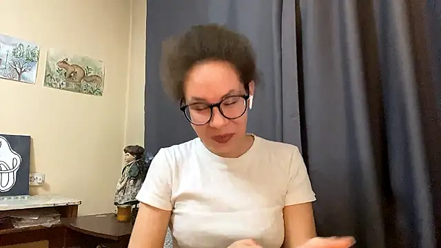 Snapshot of Selena_blom chatting on March 2026 12:56:01 PM Selena blom online show from March 2026 12:56:01 PM