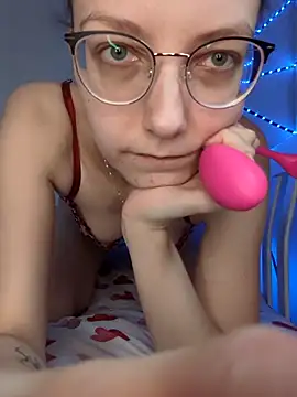 NancyPink online show from March 2026 09:28:01 AM