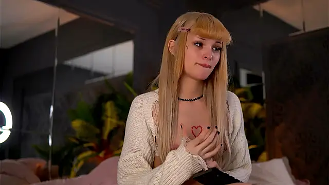 BrattyScarlet online show from March 2026 06:46:01 AM