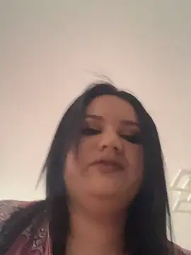 julietalovee online show from March 2026 02:00:01 PM