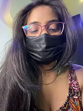 nikki catz online show from April 2026 12:28:01 AM