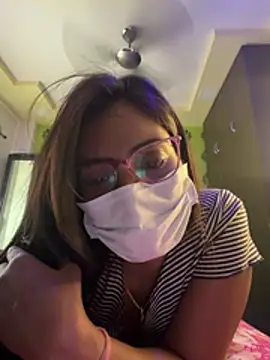 nikki catz online show from April 2026 04:25:02 AM