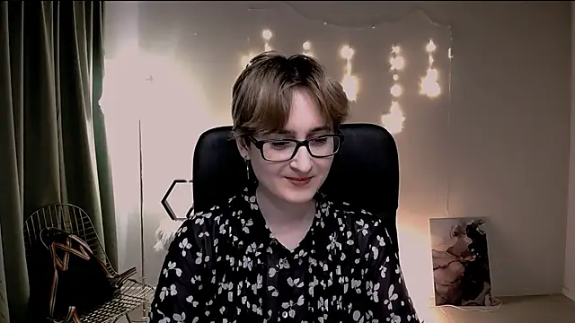 LixeLuna online show from March 2026 06:26:01 AM