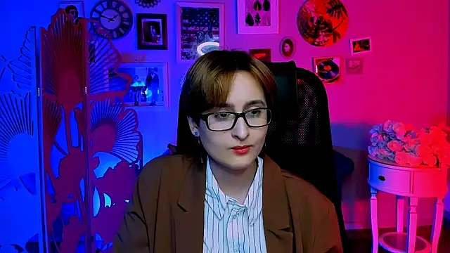 LixeLuna online show from April 2026 06:26:02 AM