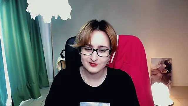 LixeLuna online show from June 2026 06:24:01 AM