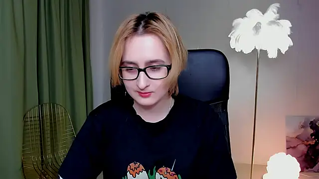 LixeLuna online show from March 2026 09:39:02 AM