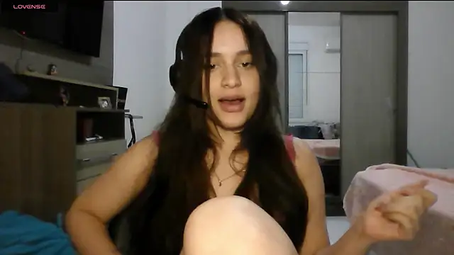 Willowlk online show from April 2026 11:27:02 PM