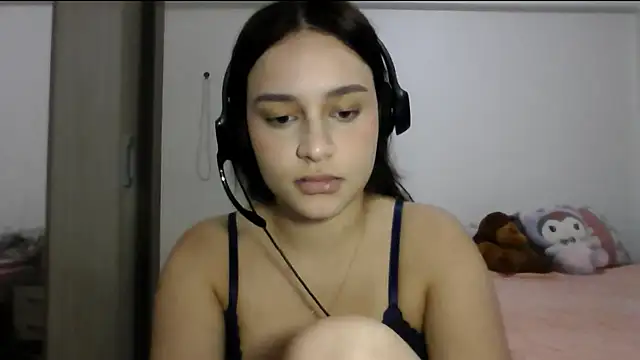 Willowlk online show from April 2026 10:50:02 PM