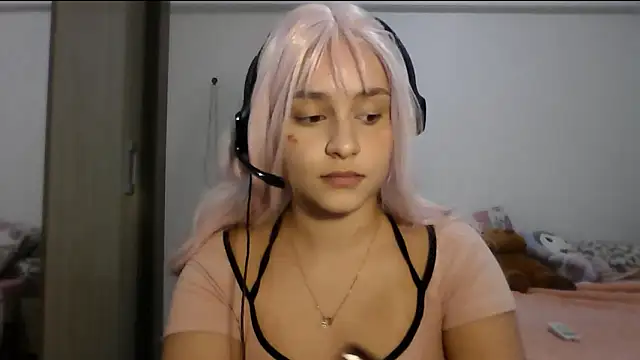 Willowlk online show from March 2026 10:22:02 PM