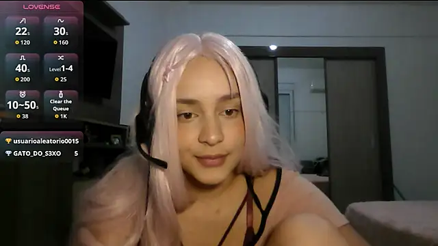 Willowlk online show from April 2026 12:02:02 AM