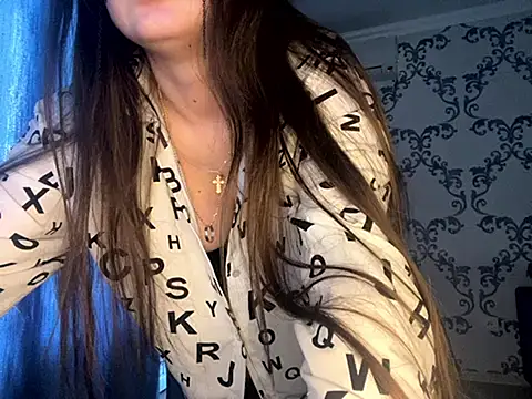 Alina-Moon online show from April 2026 12:23:01 PM