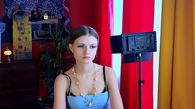 Snapshot of Enji_Rey chatting on June 2026 09:43:01 AM Enji Rey online show from June 2026 09:43:01 AM