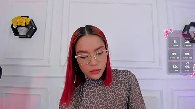 Im Scarlett  online show from May 2026 07:22:02 PM