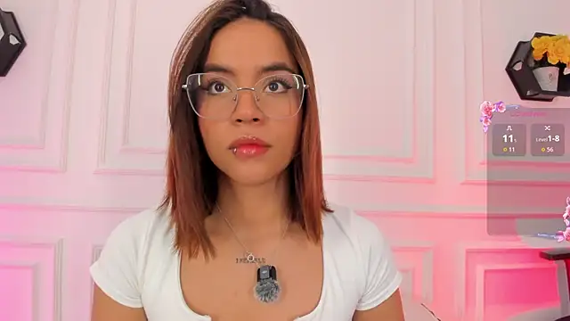 Im Scarlett  online show from July 2026 06:18:01 PM
