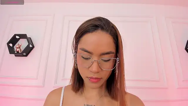 Im Scarlett  online show from June 2026 05:40:01 PM