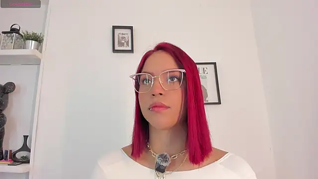 Im Scarlett  online show from March 2026 07:08:01 PM