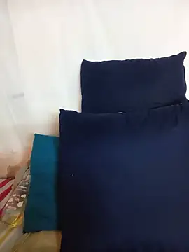 Snapshot of LOLOAVEE chatting on July 2026 08:00:01 AM LOLOAVEE online show from July 2026 08:00:01 AM