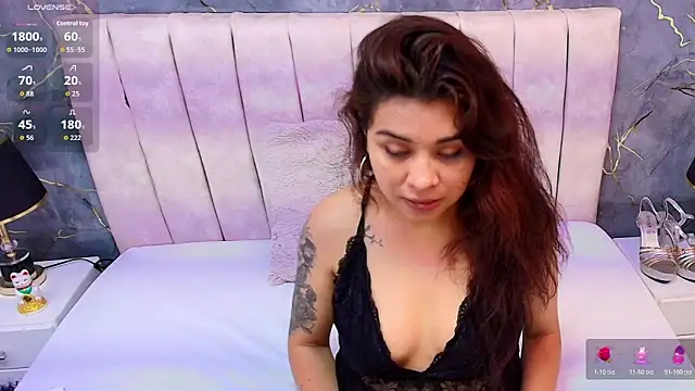 Mystic queen online show from April 2026 06:12:02 PM