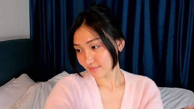 Snapshot of VesperCrown chatting on March 2026 10:38:02 PM VesperCrown online show from March 2026 10:38:02 PM