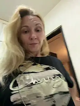Secret Ladyx online show from June 2026 05:28:01 PM