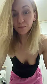 Secret Ladyx online show from May 2026 03:33:02 AM