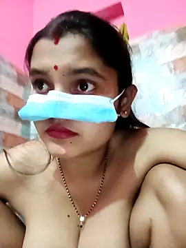 Sexy Sonniyaa online show from April 2026 06:47:02 PM