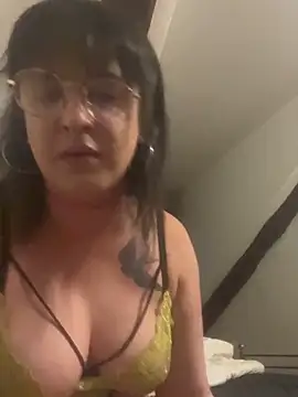 Xlilli69X online show from June 2026 08:24:02 PM