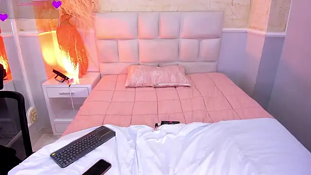 CristineRain online show from April 2026 05:19:02 AM