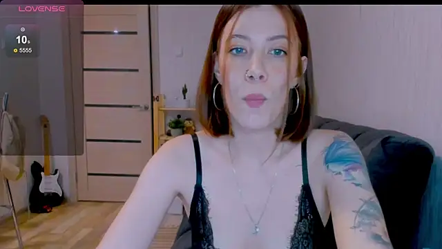 ooopsybritney online show from April 2026 04:54:02 PM