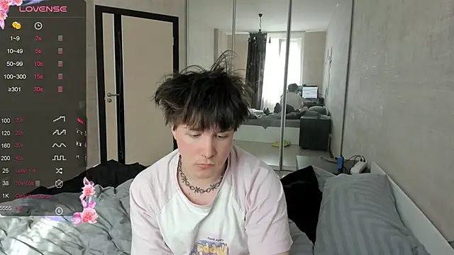 MIya Chinen online show from April 2026 12:23:01 PM