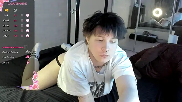 MIya Chinen online show from March 2026 04:32:02 PM