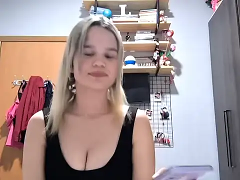 JodyMichniak online show from March 2026 12:27:01 AM