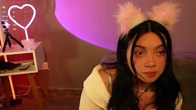 Im Elaris online show from March 2026 03:52:01 PM