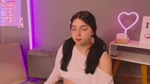 Im Elaris online show from April 2026 02:18:02 PM