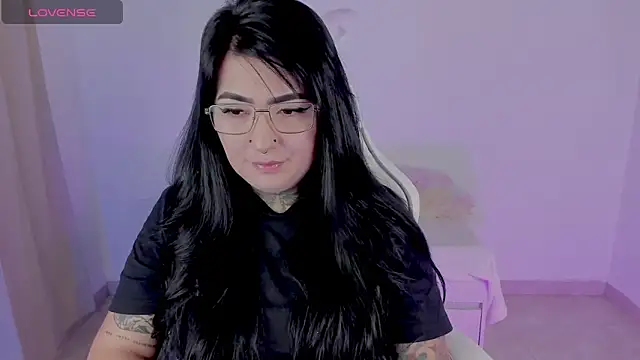 heeyy kitty online show from April 2026 06:22:01 PM