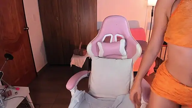 hi kiittyy online show from March 2026 09:53:02 AM