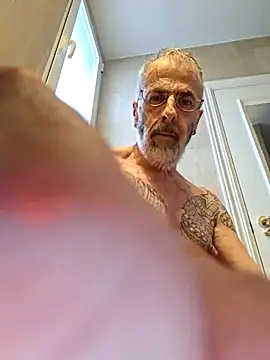 Snapshot of XXX666HEIL chatting on May 2026 06:45:01 PM XXX666HEIL online show from May 2026 06:45:01 PM