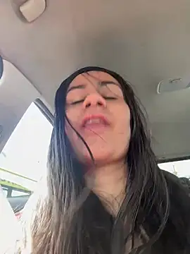 Geovana blan online show from March 2026 05:02:02 PM