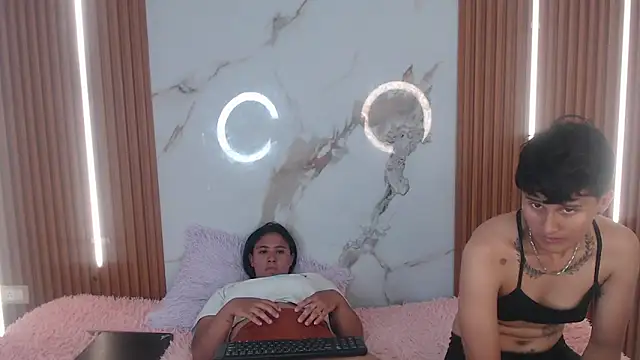 vicky wel online show from March 2026 09:15:01 PM