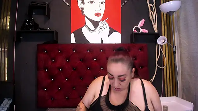 Sarah  Moonx online show from May 2026 08:06:03 PM